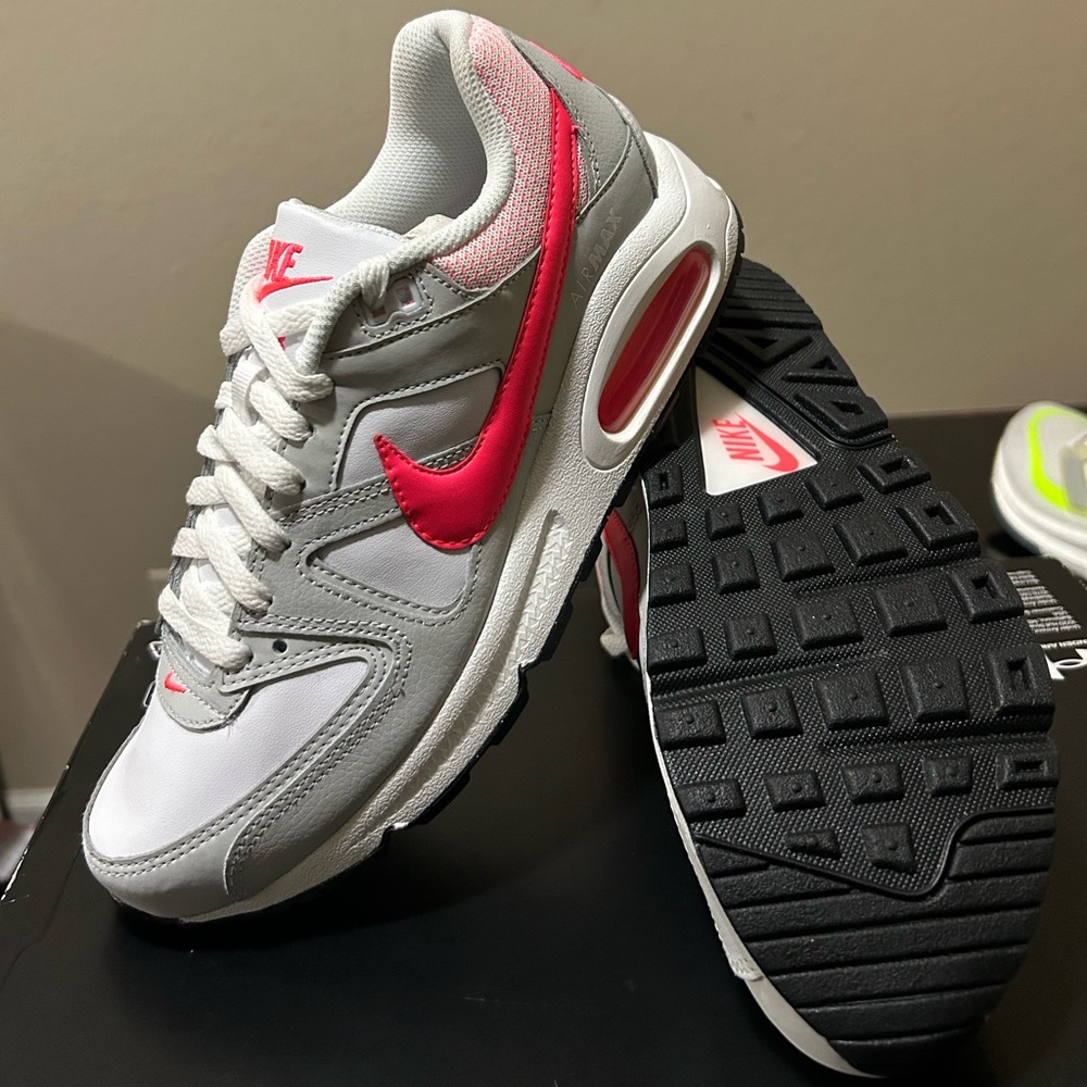Nike Womens Air Max Command White Gray Running Shoes RARE 397690 169 Size 9 New